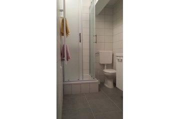 Kroatia Privát Starigrad Paklenica, Eksteriør